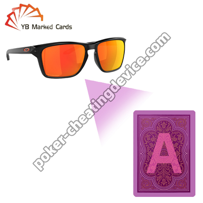 অদৃশ্য কালি চশমা যা খেলার কার্ডের মধ্যে দেখতে সাহায্য করে